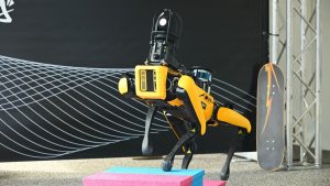 BostonDynamicsSpot_Wirestock-AlamyStockPhoto