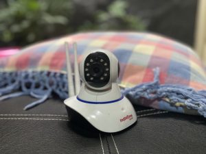 Meningkatkan Keamanan Kamera Rumah Pintar di Era IoT Terhubung